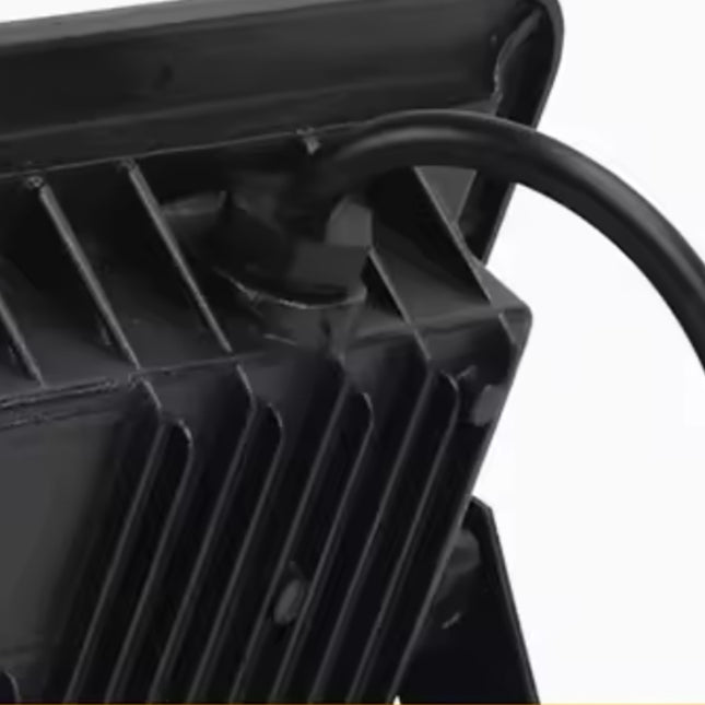 Reflector Led Omio Essential Led Miniflood 10w Cálido/frío