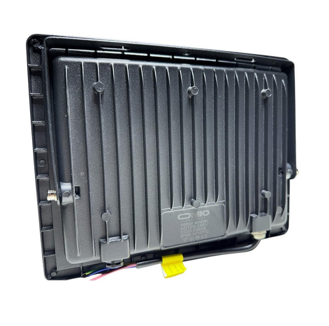 Foco Reflector Omio Para Exterior/interior Led 150w Luz Fria Lux