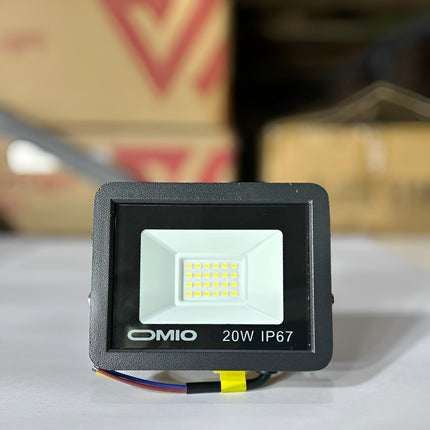 Reflector Led Omio Essential Led Miniflood 20w Cálido/frío