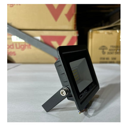Reflector Led Omio Essential Led Miniflood 20w Cálido/frío