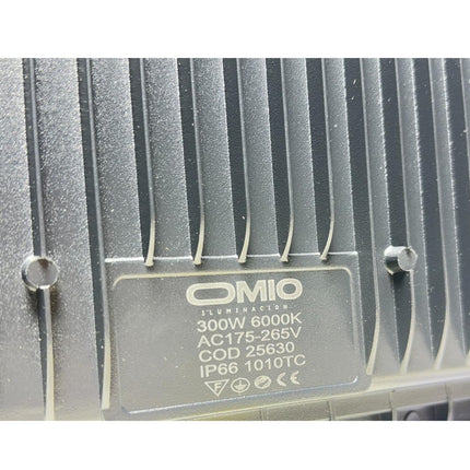 Foco Reflector Omio Para Ext/int Led 300w Luz Fria Lux
