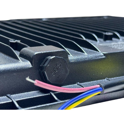Foco Reflector Omio Para Ext/int Led 200w Luz Fria Lux