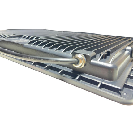 Foco Reflector Omio Para Ext/int Led 300w Luz Fria Lux