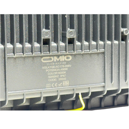 Foco Reflector Omio Para Ext/int Led 400w Luz Fria Lux